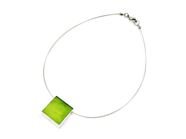 Halskette Laminiertes Perlmutt Lime und Smaragd grün beidseitig tragbar